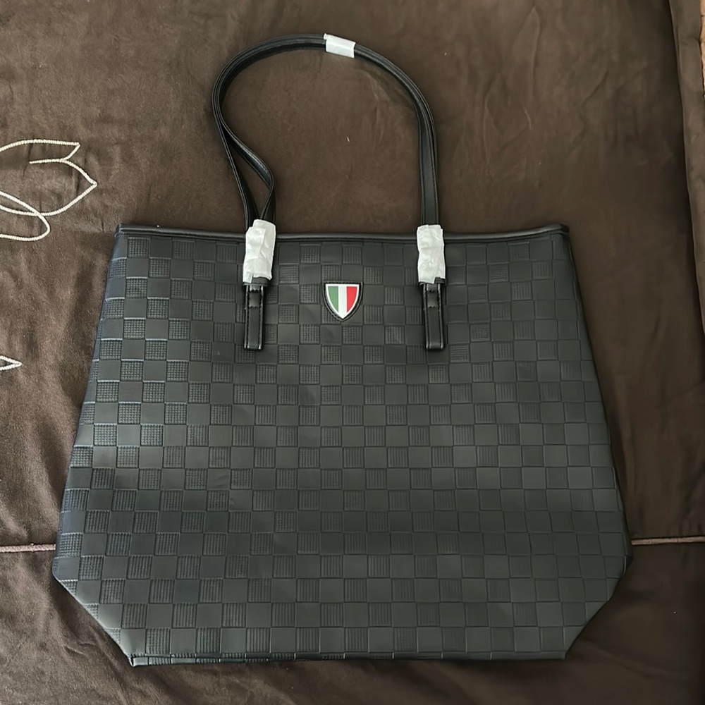 Tucci bag